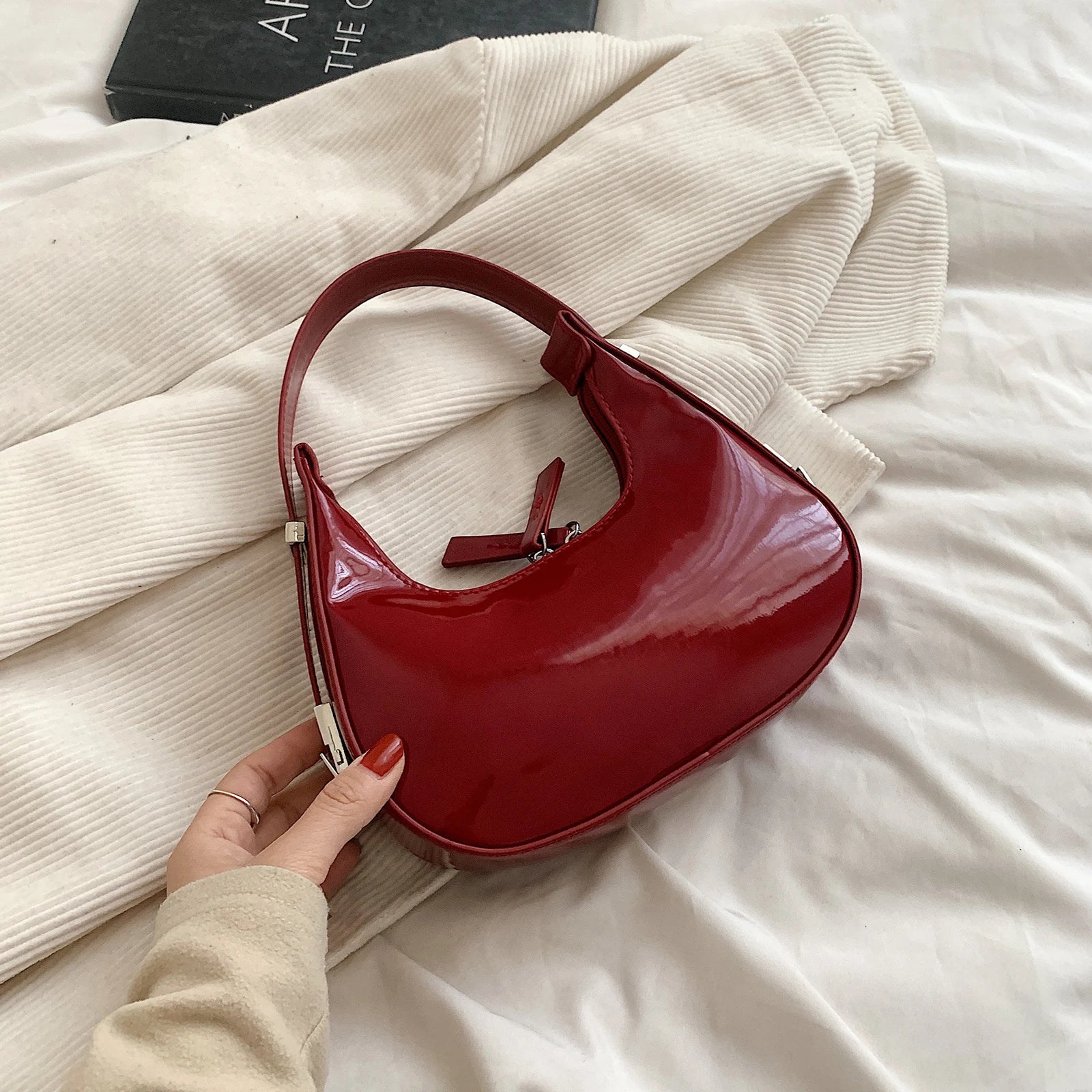 BELLA | VINTAGE PUSMĒNESS TOTE BAG