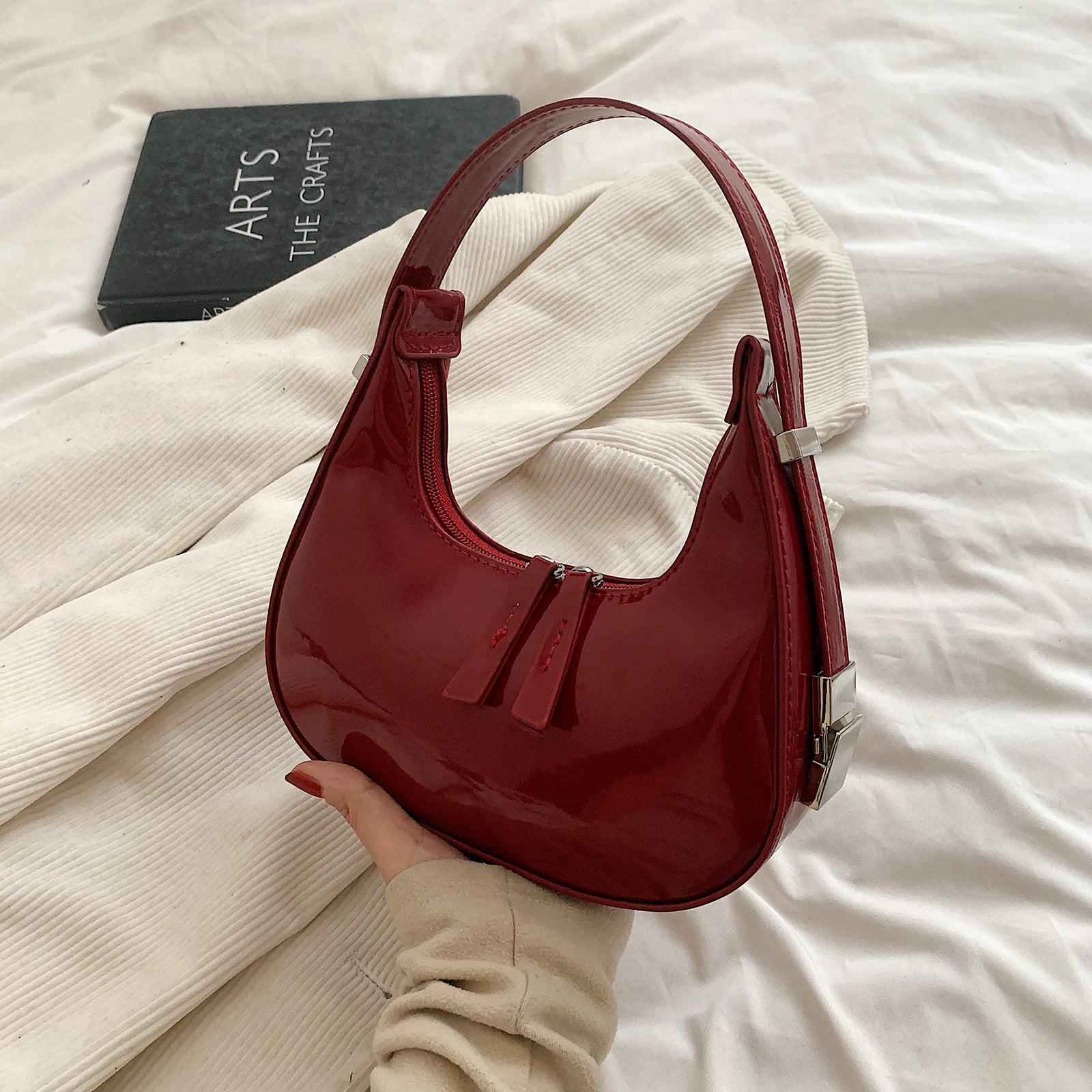 BELLA | VINTAGE PUSMĒNESS TOTE BAG