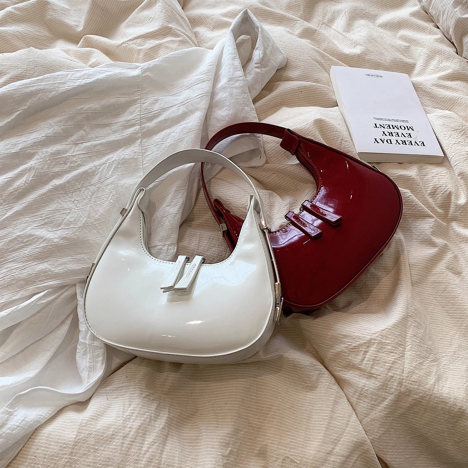 BELLA | VINTAGE PUSMĒNESS TOTE BAG
