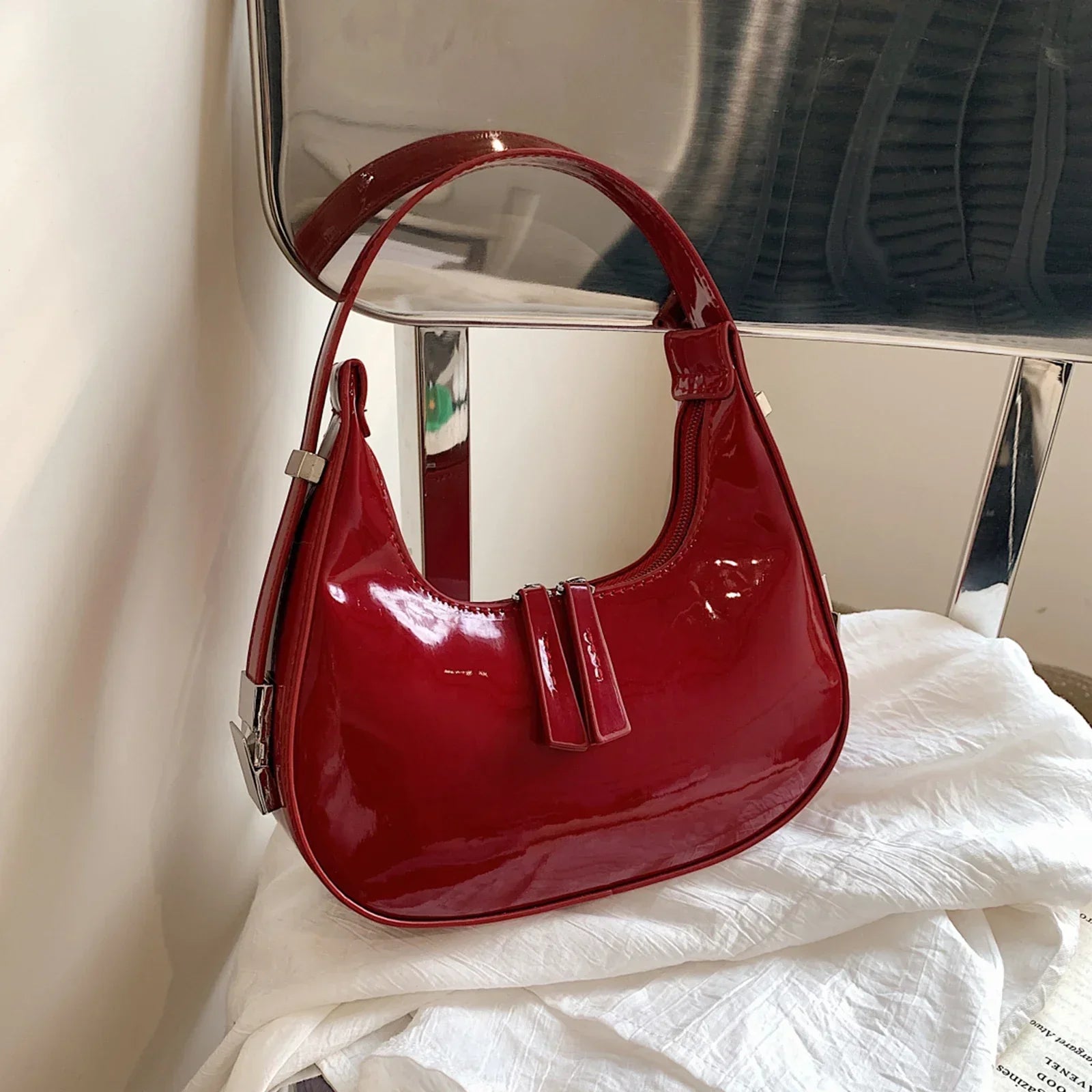BELLA | VINTAGE PUSMĒNESS TOTE BAG
