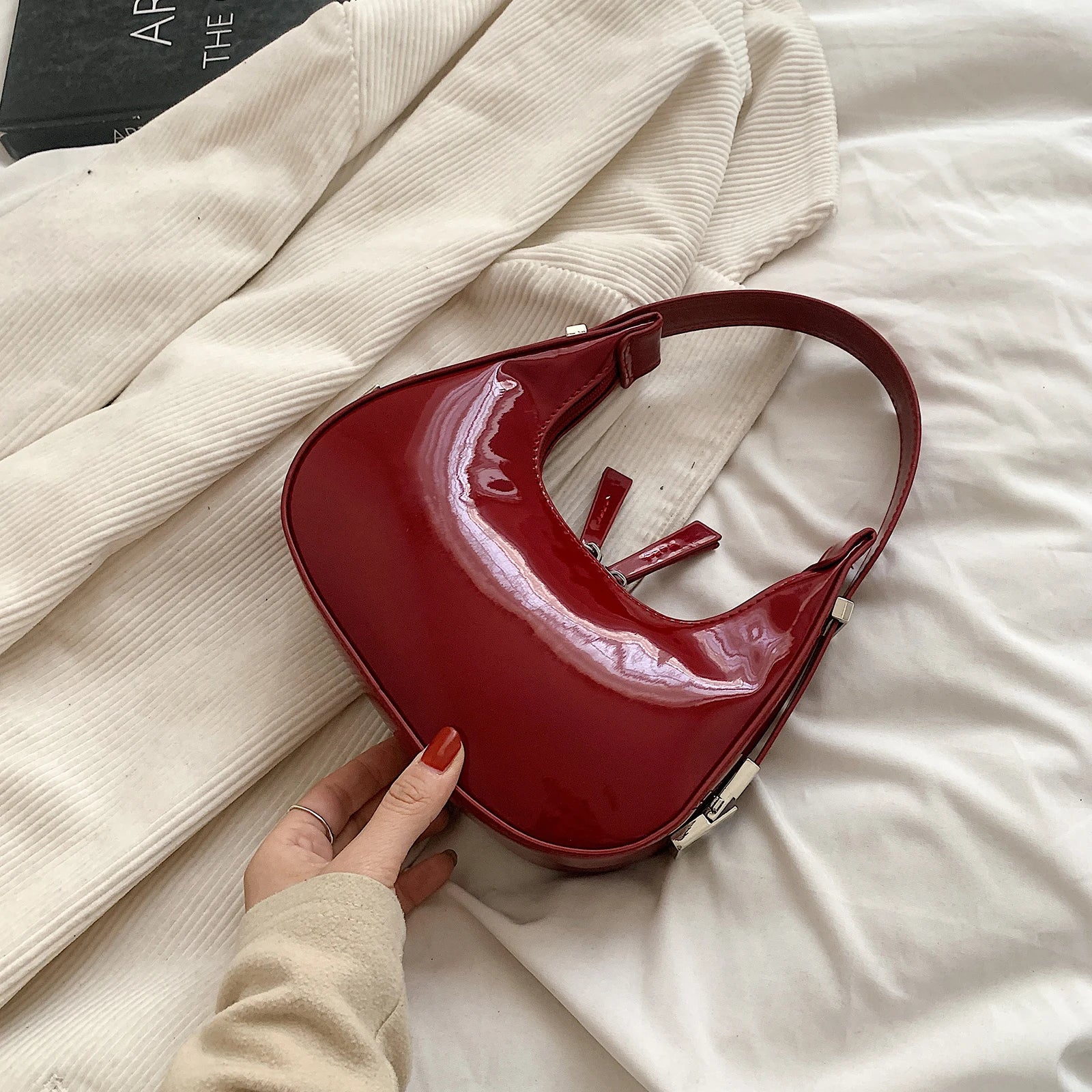 BELLA | VINTAGE PUSMĒNESS TOTE BAG